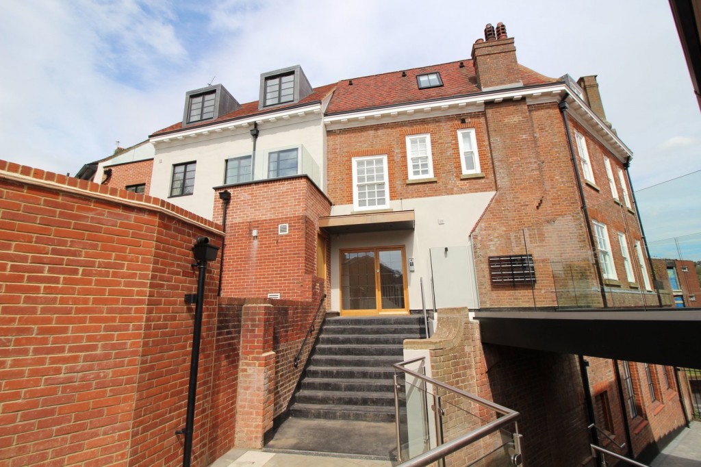 Salisbury Square, Hatfield, Hertfordshire