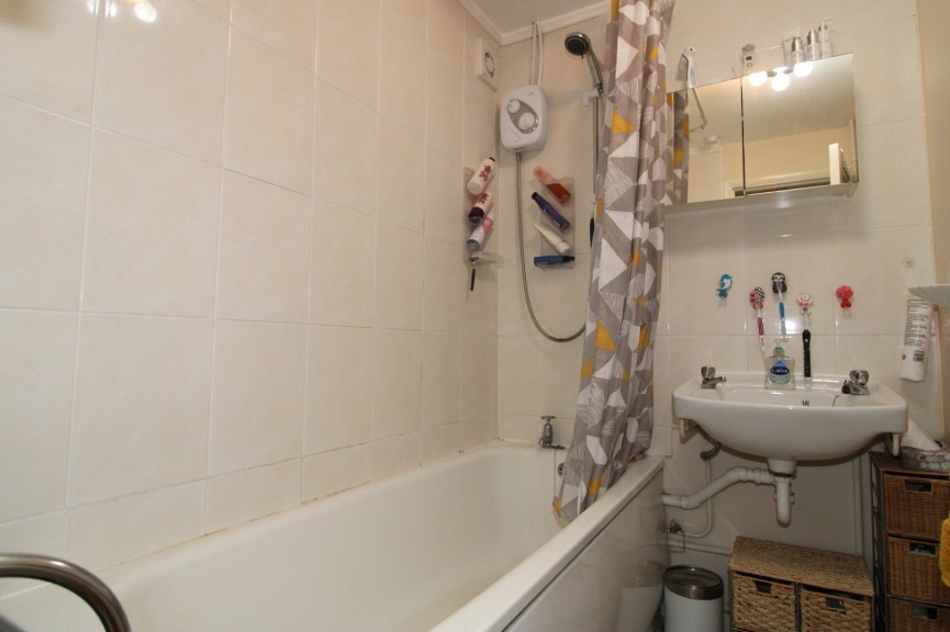 2 bedroom Flat for Sale Western Way, Sandy, Bedfordshire