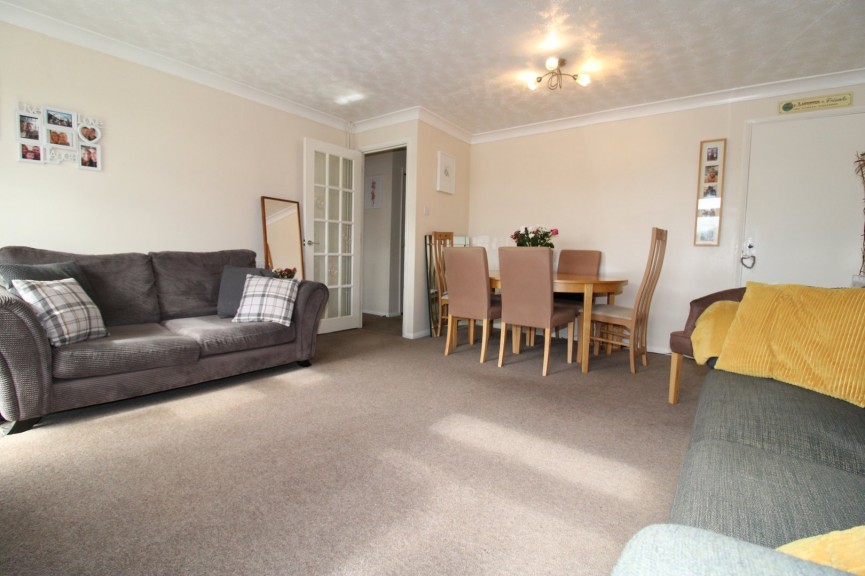 2 bedroom Flat for Sale Western Way, Sandy, Bedfordshire