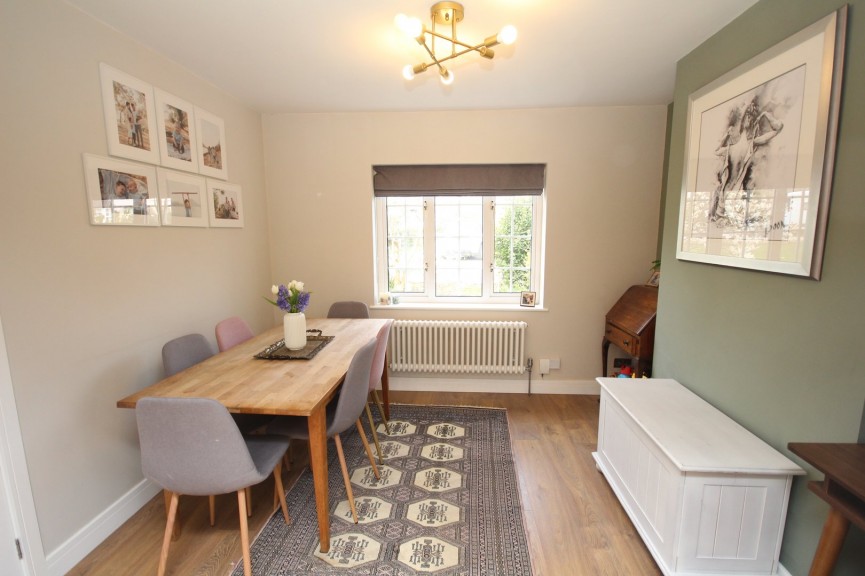 3 bedroom House for Sale Souberie Avenue, Letchworth Garden City, Hertfordshire