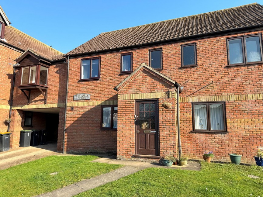 1 bedroom Flat for Sale Park Road, Westoning, Bedfordshire