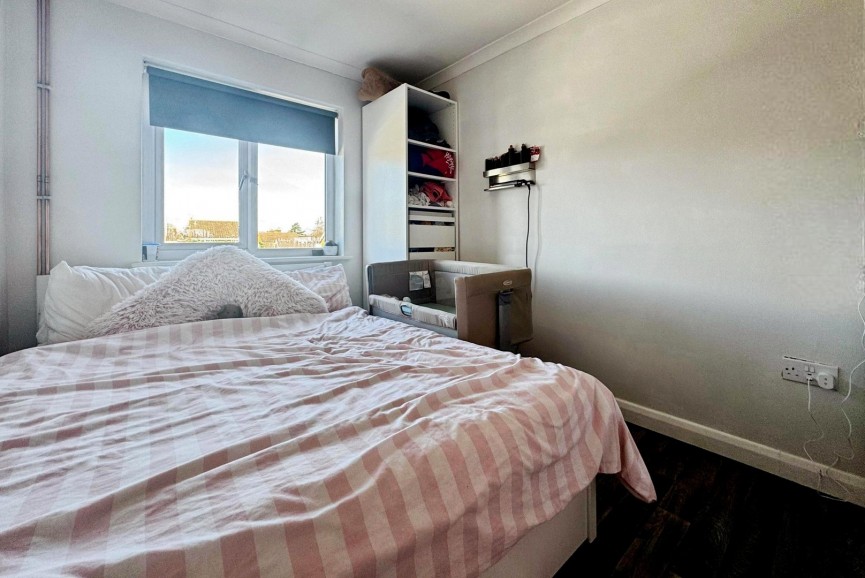 1 bedroom Flat for Sale Park Road, Westoning, Bedfordshire