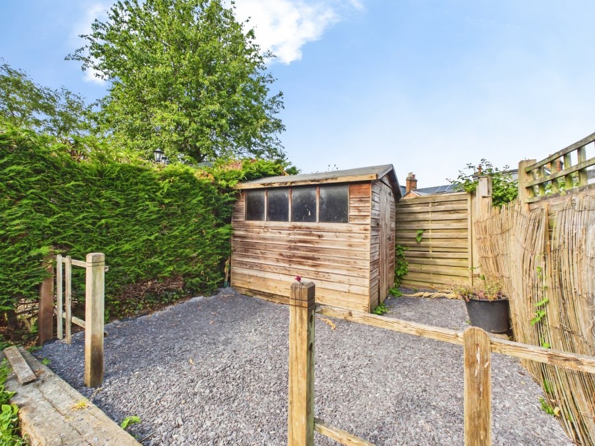 2 bedroom House for Sale Bunyan Road, Hitchin, Hertfordshire