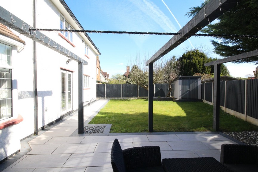 5 bedroom House for Sale Meadow Way, Letchworth Garden City, Hertfordshire