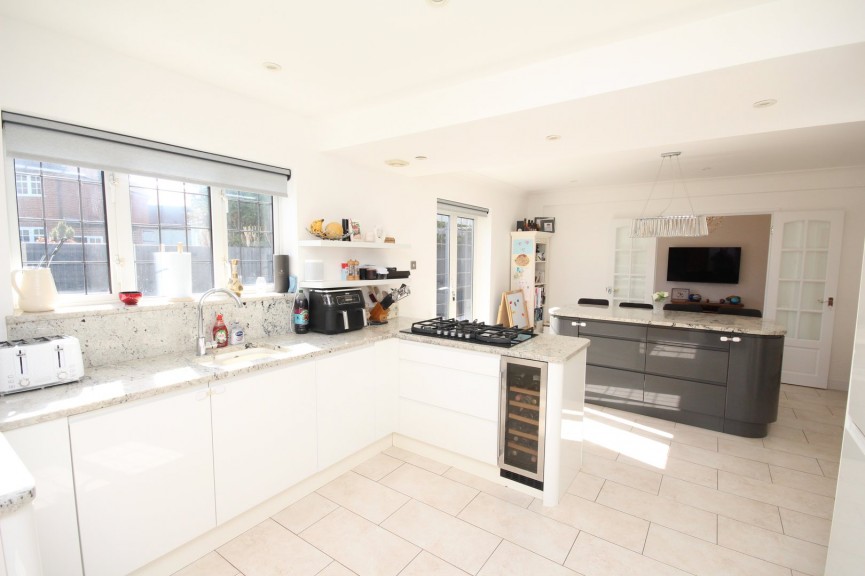 5 bedroom House for Sale Meadow Way, Letchworth Garden City, Hertfordshire