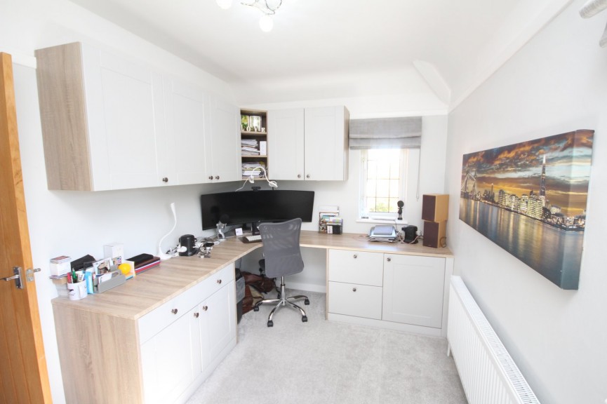 5 bedroom House for Sale Meadow Way, Letchworth Garden City, Hertfordshire