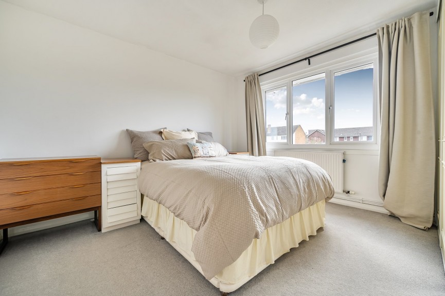 4 bedroom House for Sale Chicksands, Shefford, Bedfordshire