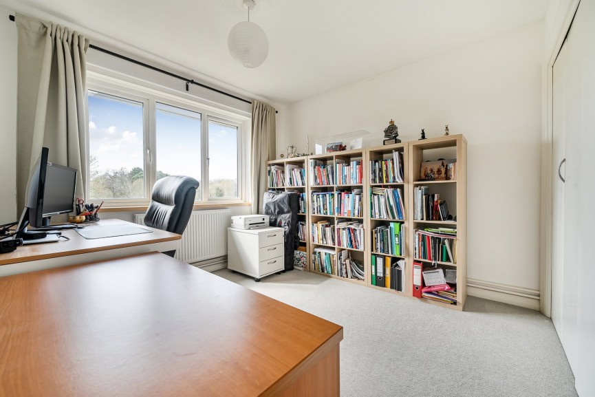 4 bedroom House for Sale Chicksands, Shefford, Bedfordshire