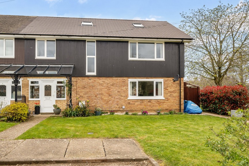 4 bedroom House for Sale Chicksands, Shefford, Bedfordshire