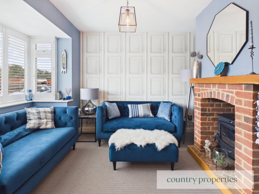 3 bedroom Bungalow for Sale Great North Road, Welwyn Garden City, Hertfordshire