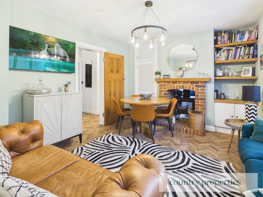 3 bedroom Bungalow for Sale Great North Road, Welwyn Garden City, Hertfordshire