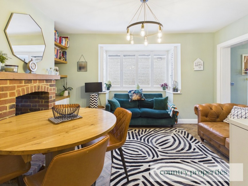 3 bedroom Bungalow for Sale Great North Road, Welwyn Garden City, Hertfordshire