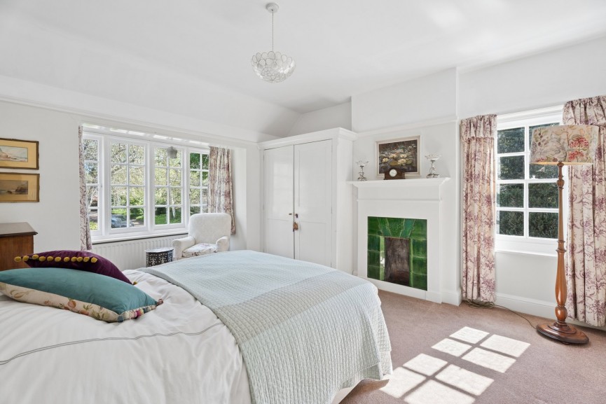 4 bedroom House for Sale Chiltern Road, Hitchin, Hertfordshire