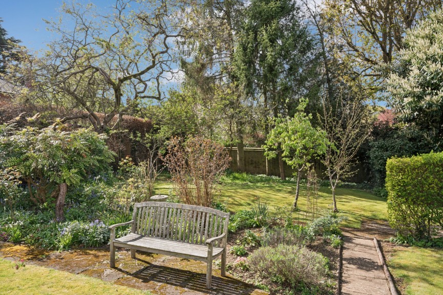 4 bedroom House for Sale Chiltern Road, Hitchin, Hertfordshire