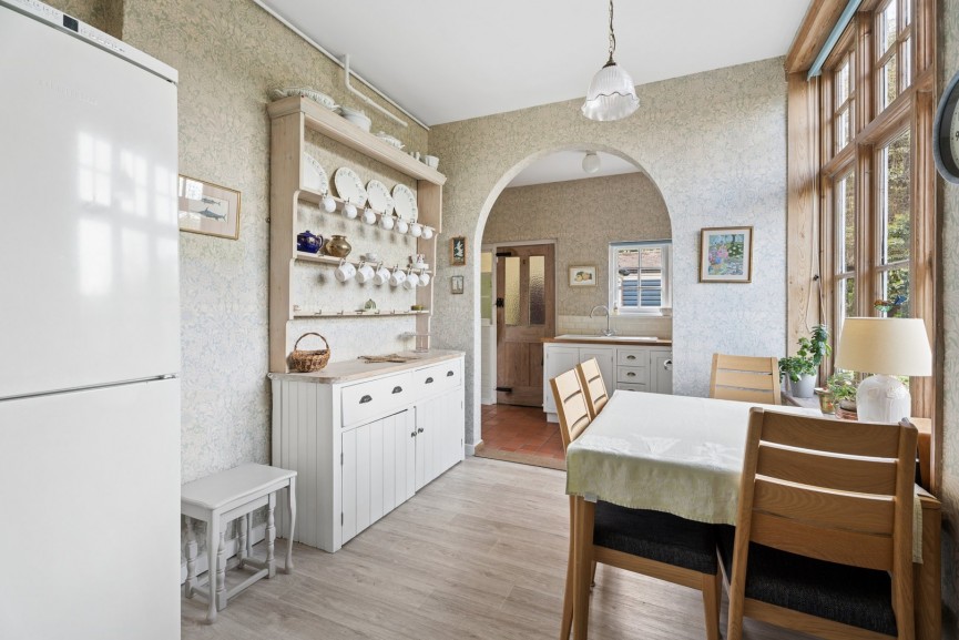 4 bedroom House for Sale Chiltern Road, Hitchin, Hertfordshire