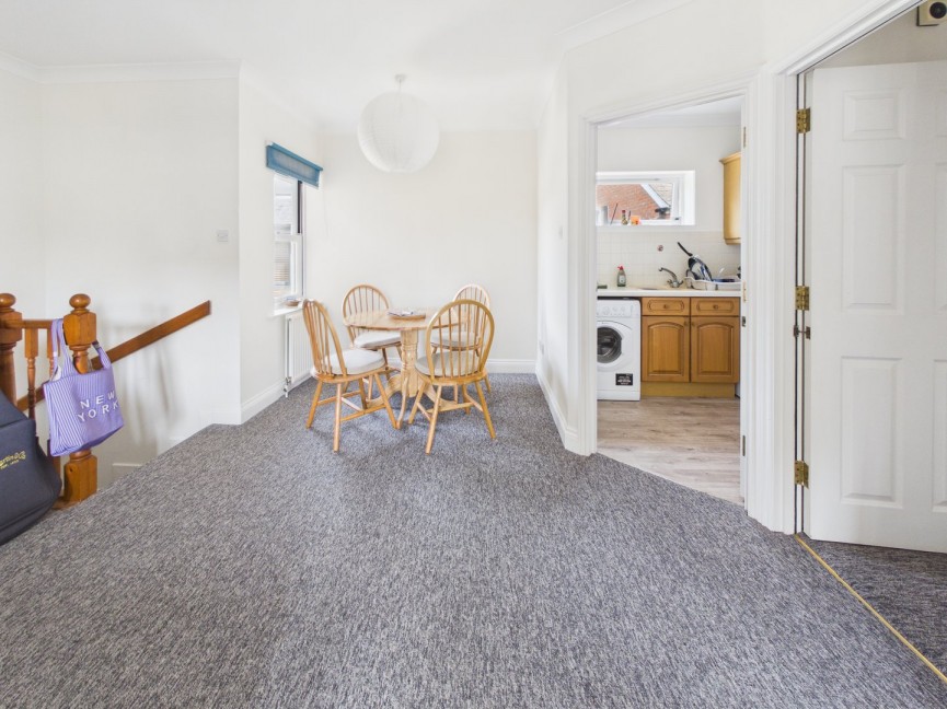 2 bedroom Flat for Sale Cardinals Gate, Royston, Hertfordshire