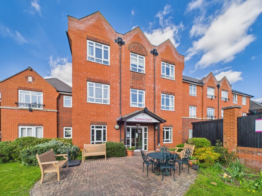 1 bedroom Flat for Sale Elmside Walk, Hitchin, Hertfordshire