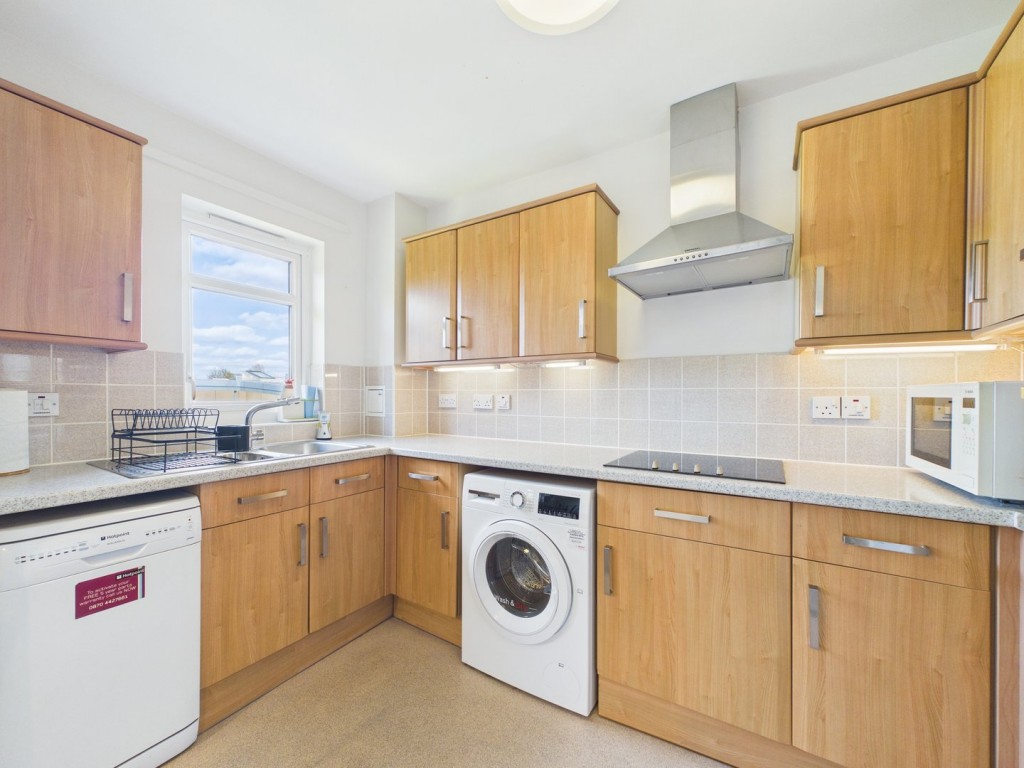 Elmside Walk, Hitchin, Hertfordshire