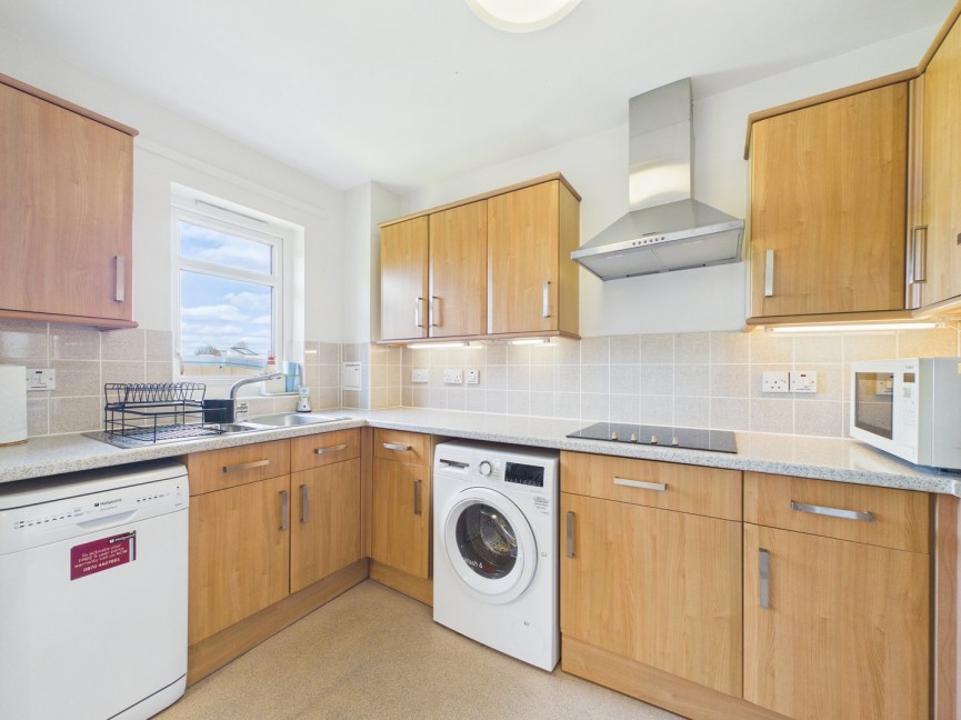 1 bedroom Flat for Sale Elmside Walk, Hitchin, Hertfordshire