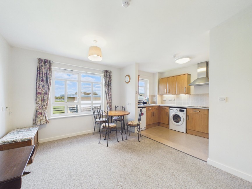 1 bedroom Flat for Sale Elmside Walk, Hitchin, Hertfordshire