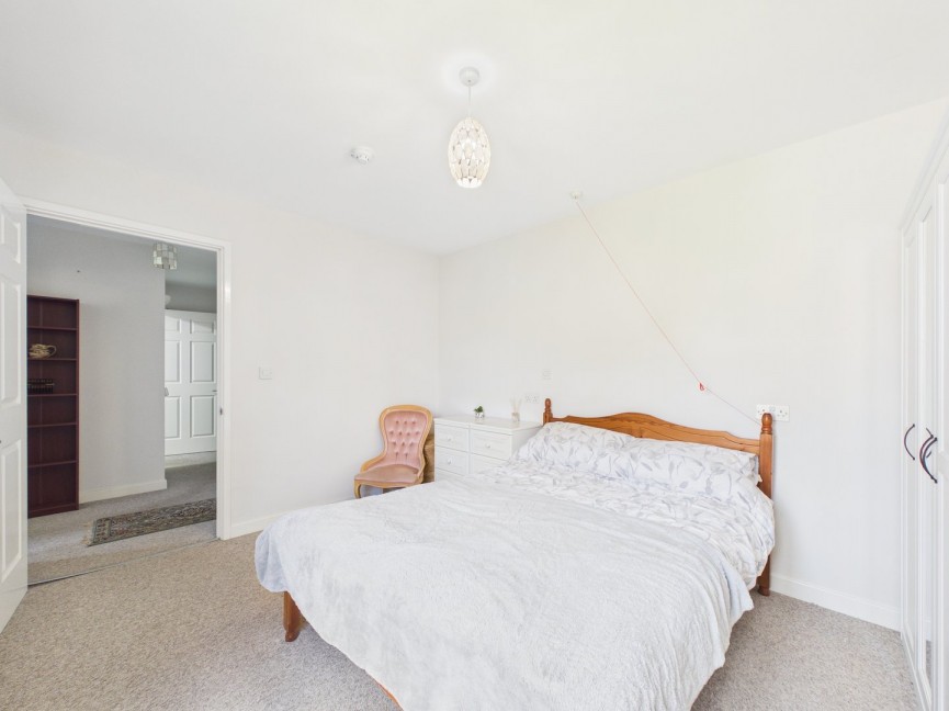 1 bedroom Flat for Sale Elmside Walk, Hitchin, Hertfordshire