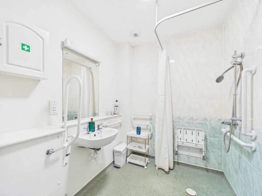 1 bedroom Flat for Sale Elmside Walk, Hitchin, Hertfordshire