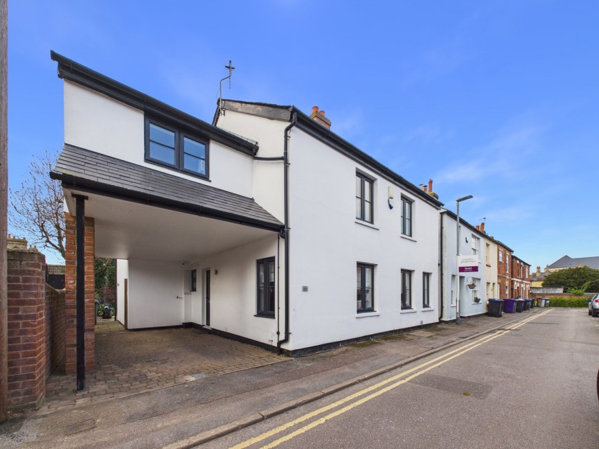 4 bedroom House for Sale Orchard Road, Baldock, Hertfordshire