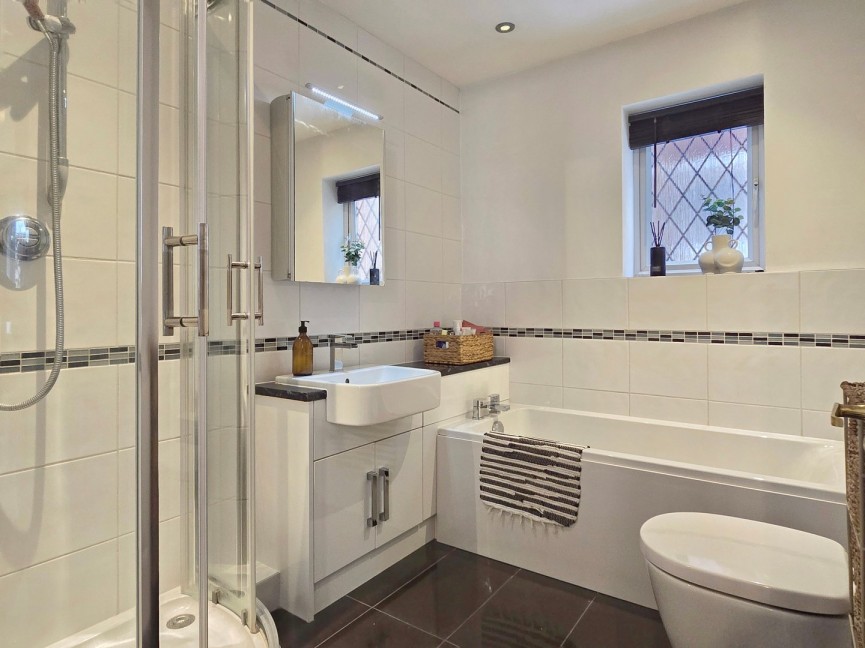 3 bedroom House for Sale Ampthill, Bedfordshire