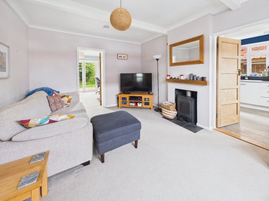 3 bedroom House for Sale Norton Crescent, Baldock, Hertfordshire