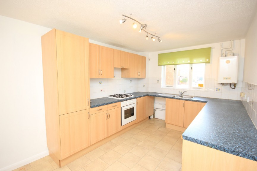 2 bedroom House for Letting Petley Close, Flitwick, Bedfordshire