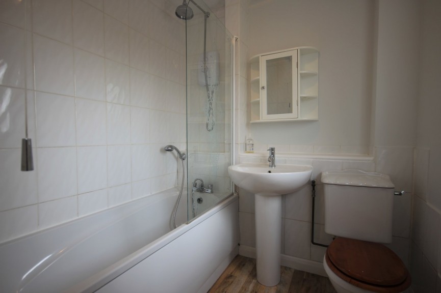 2 bedroom House for Letting Petley Close, Flitwick, Bedfordshire