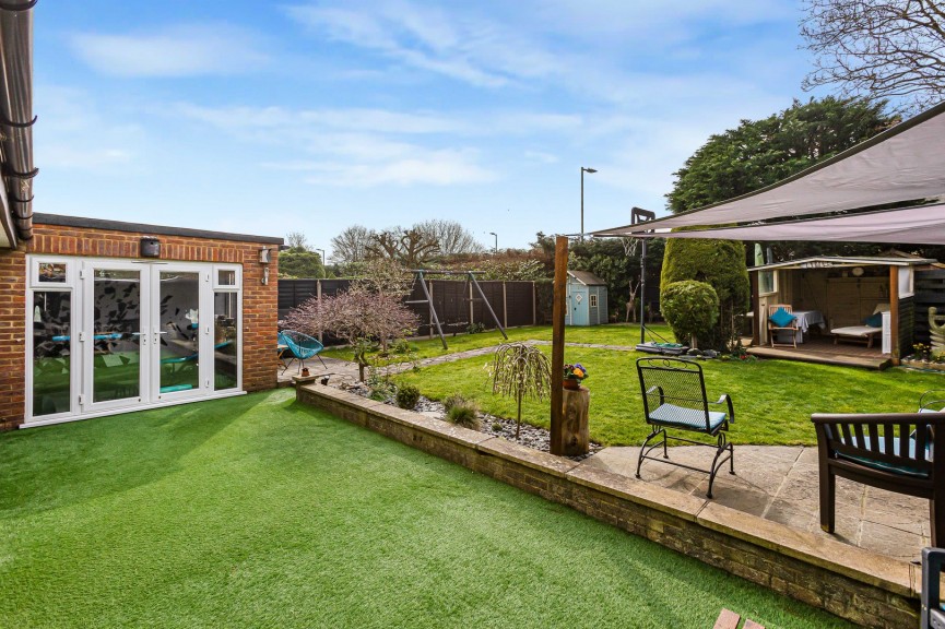 3 bedroom House for Sale Old French Horn Lane, Hatfield, Hertfordshire