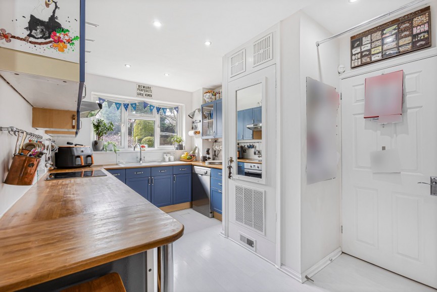 3 bedroom House for Sale Old French Horn Lane, Hatfield, Hertfordshire