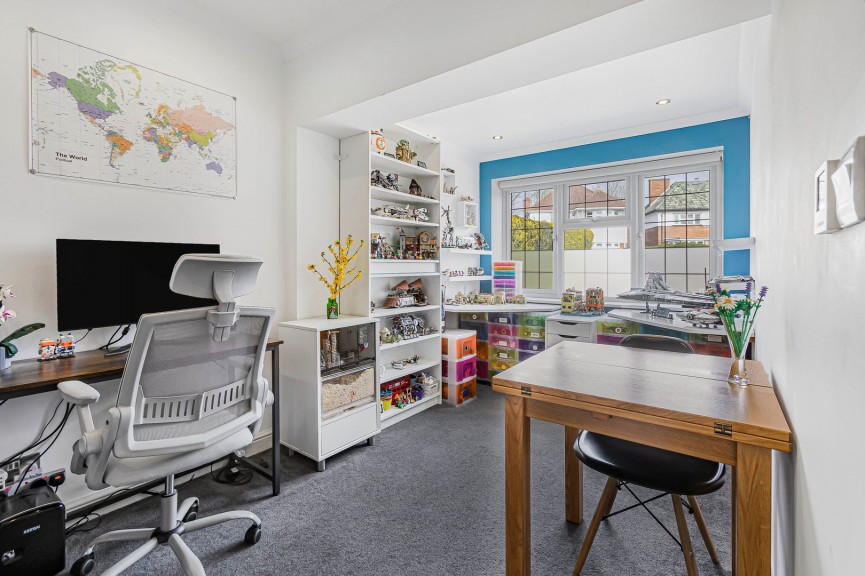 3 bedroom House for Sale Old French Horn Lane, Hatfield, Hertfordshire