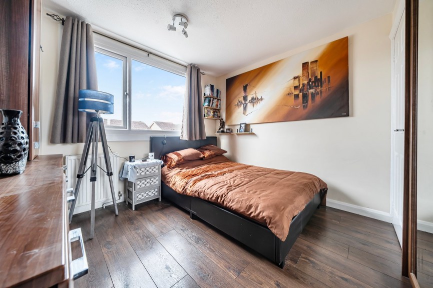 3 bedroom House for Sale Bury Road, Shefford, Bedfordshire