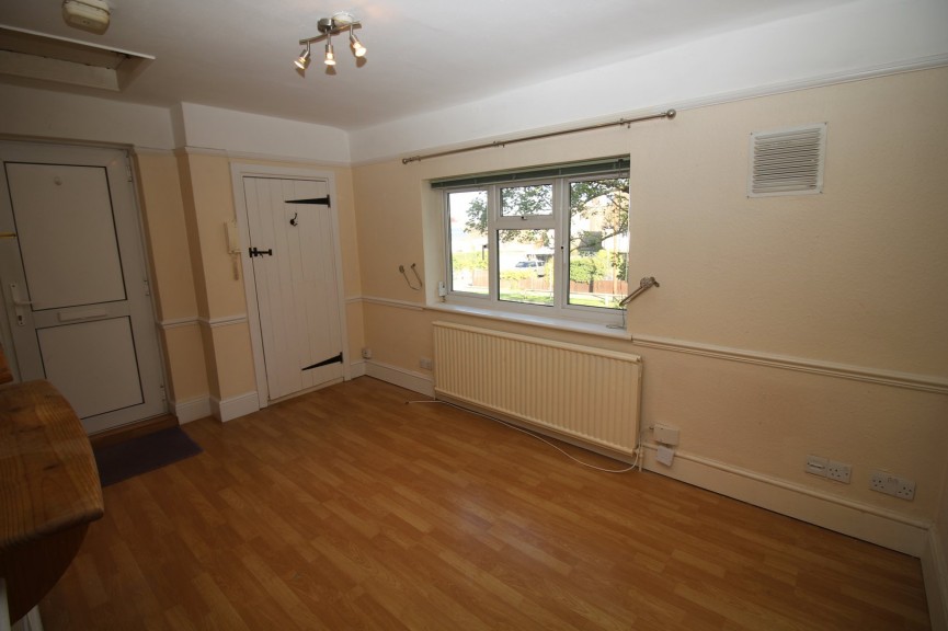 1 bedroom Flat for Letting Homestead Road, Hatfield, Hertfordshire
