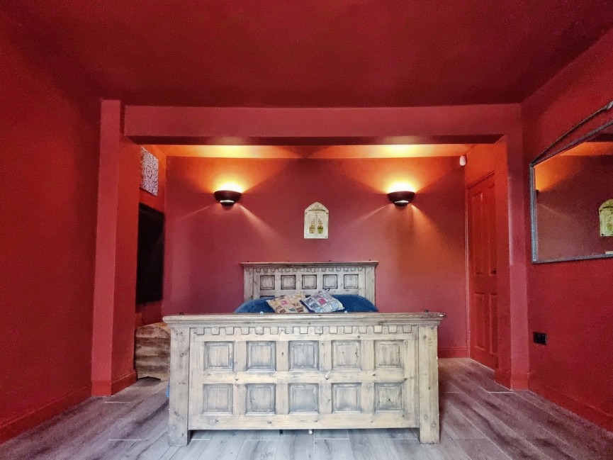 5 bedroom House for Sale Wilstead, Bedford