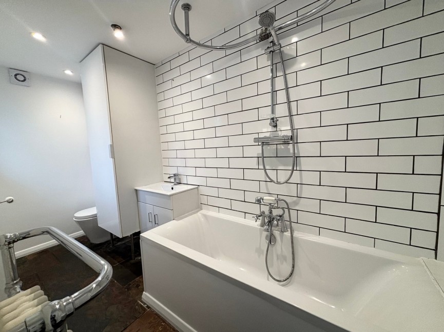 2 bedroom House for Letting Ivel Road, Sandy, Bedfordshire