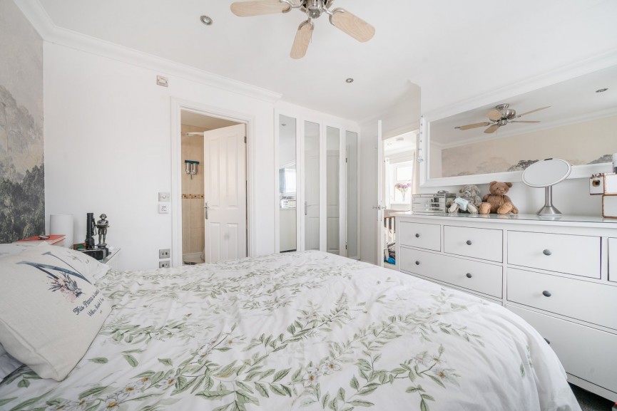 3 bedroom House for Sale Moor Lane, Flitwick, Bedfordshire