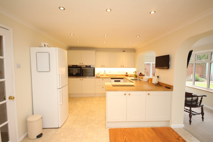 4 bedroom House for Sale Fouracres, Letchworth Garden City, Hertfordshire