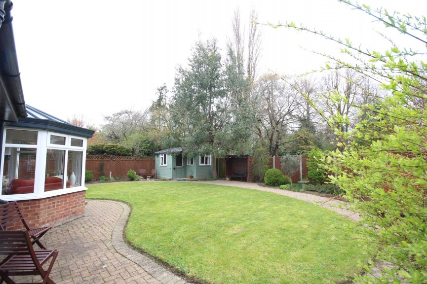 4 bedroom House for Sale Fouracres, Letchworth Garden City, Hertfordshire