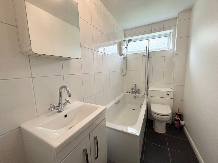 2 bedroom Flat for Letting Hillcrest, Baldock, Hertfordshire
