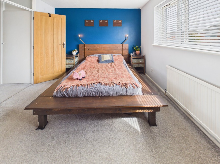 2 bedroom House for Sale Laxton Gardens, BALDOCK, Hertfordshire