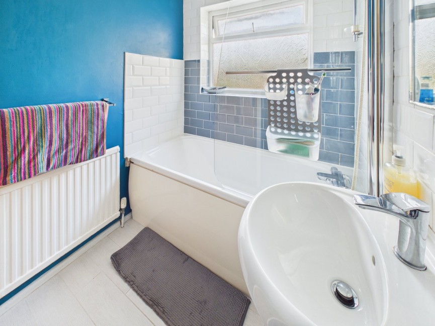 2 bedroom House for Sale Laxton Gardens, BALDOCK, Hertfordshire