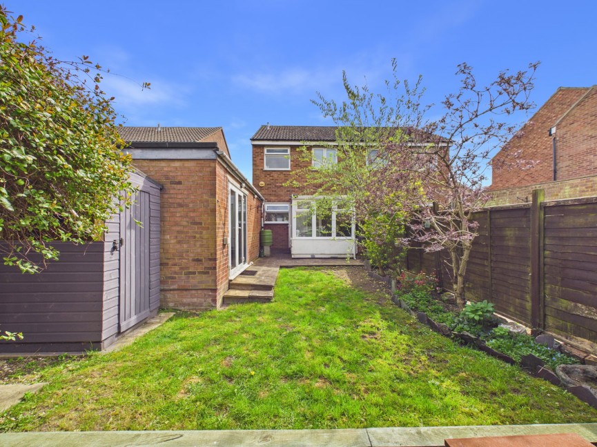 2 bedroom House for Sale Laxton Gardens, BALDOCK, Hertfordshire
