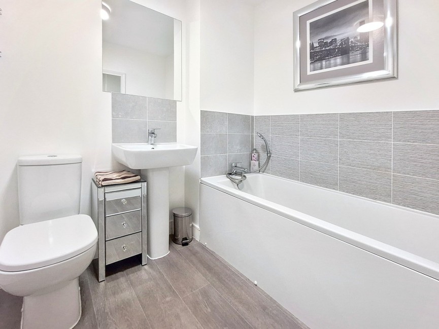 3 bedroom House for Sale Armistice Croft, Blunham, Bedford