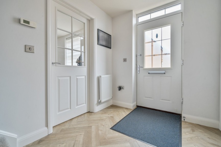 4 bedroom House for Sale Spruce Meadow, Stotfold, Bedfordshire