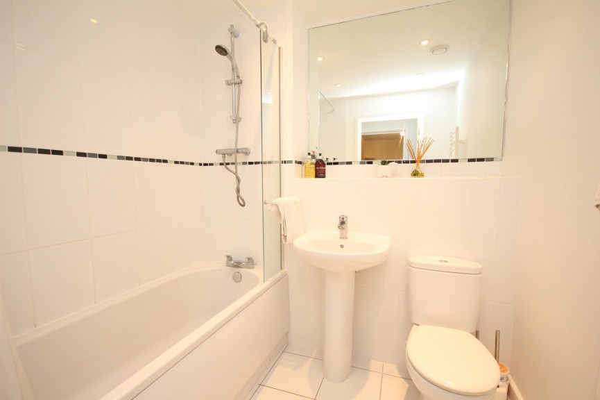 1 bedroom Flat for Sale Wissen Drive, Letchworth Garden City, Hertfordshire