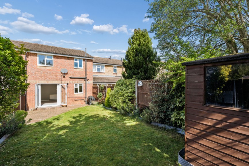 3 bedroom House for Sale Mermaid Close, Hitchin, Hertfordshire
