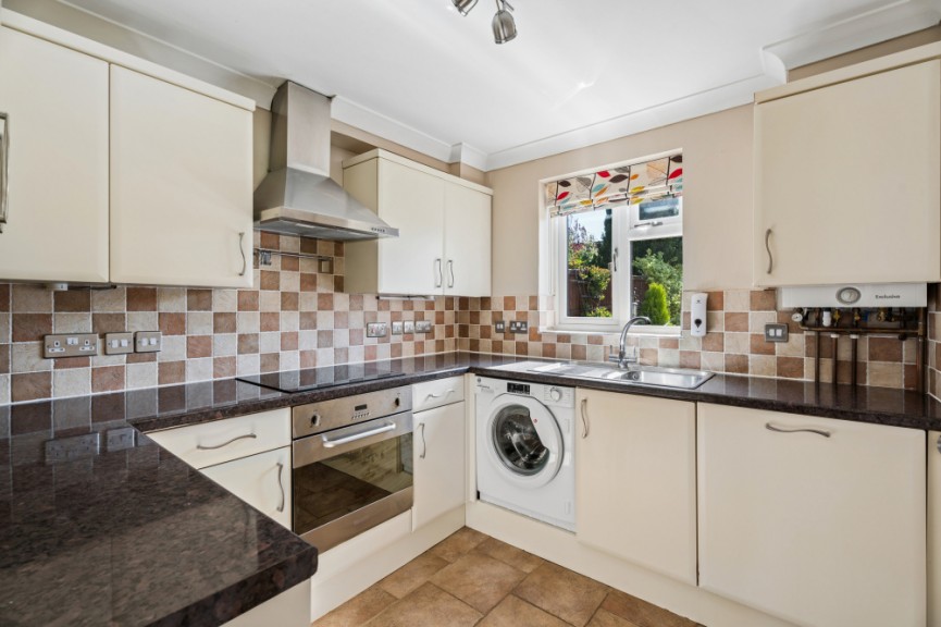 3 bedroom House for Sale Mermaid Close, Hitchin, Hertfordshire